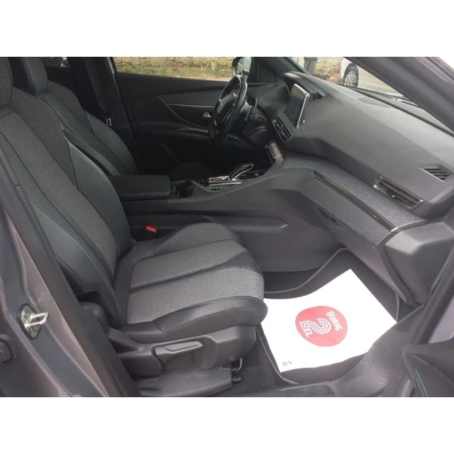 2023 PEUGEOT 5008 ALLURE