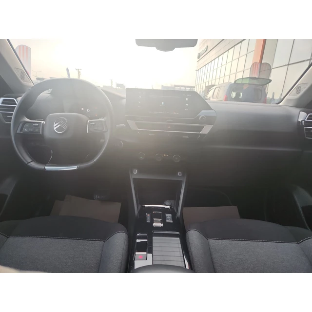 2025 CITROEN C4 X YOU